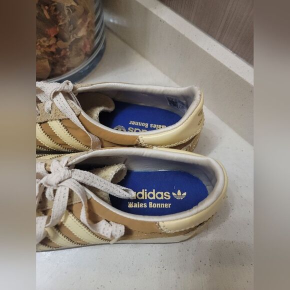 Adidas x Wales Bonner 9.5 - Picture 3 of 7